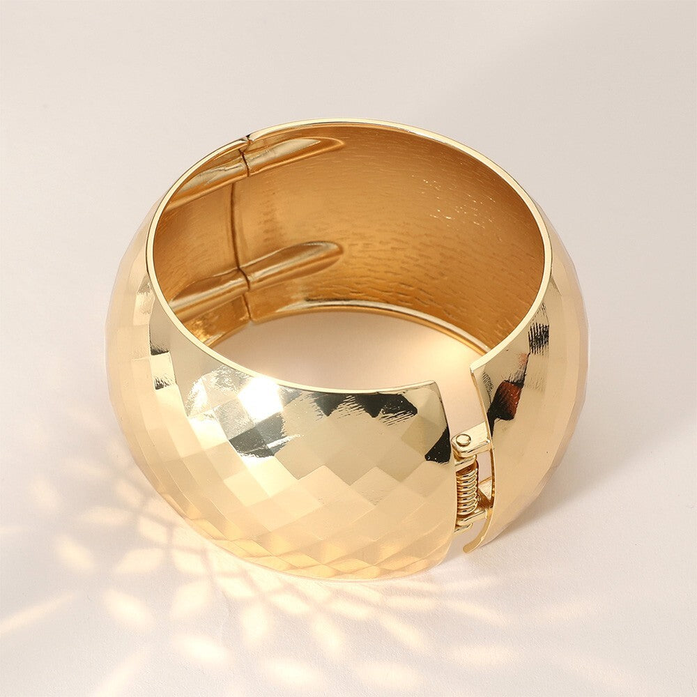 Chunky Gold Tone Textured Metal Wide Hinged Bangle Bracelet Statement Jewelry