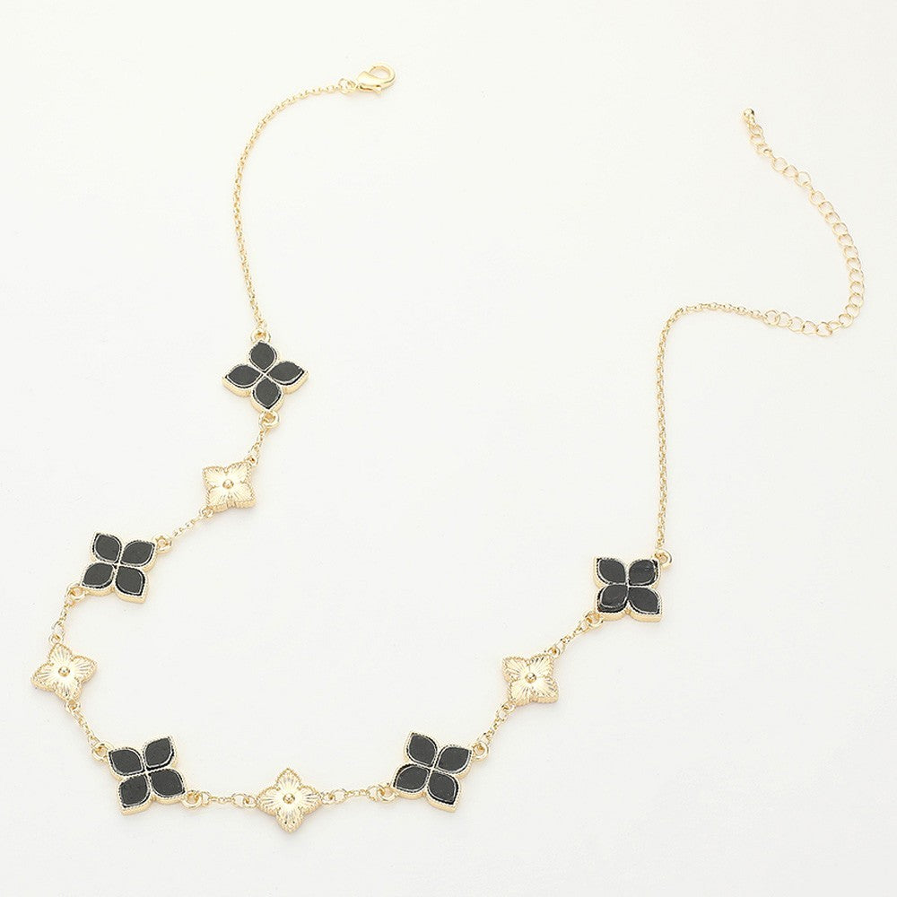 Clover Station Necklace Women’s Fashion Jewelry Elegant Gold Chain Pendant Gift