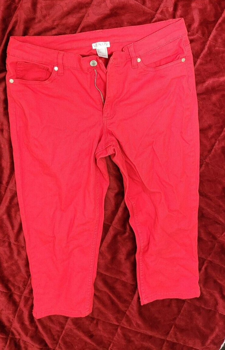 Venus Women's Red Capri Pants Size 10 Comfortable Cropped Bottoms for Ladies