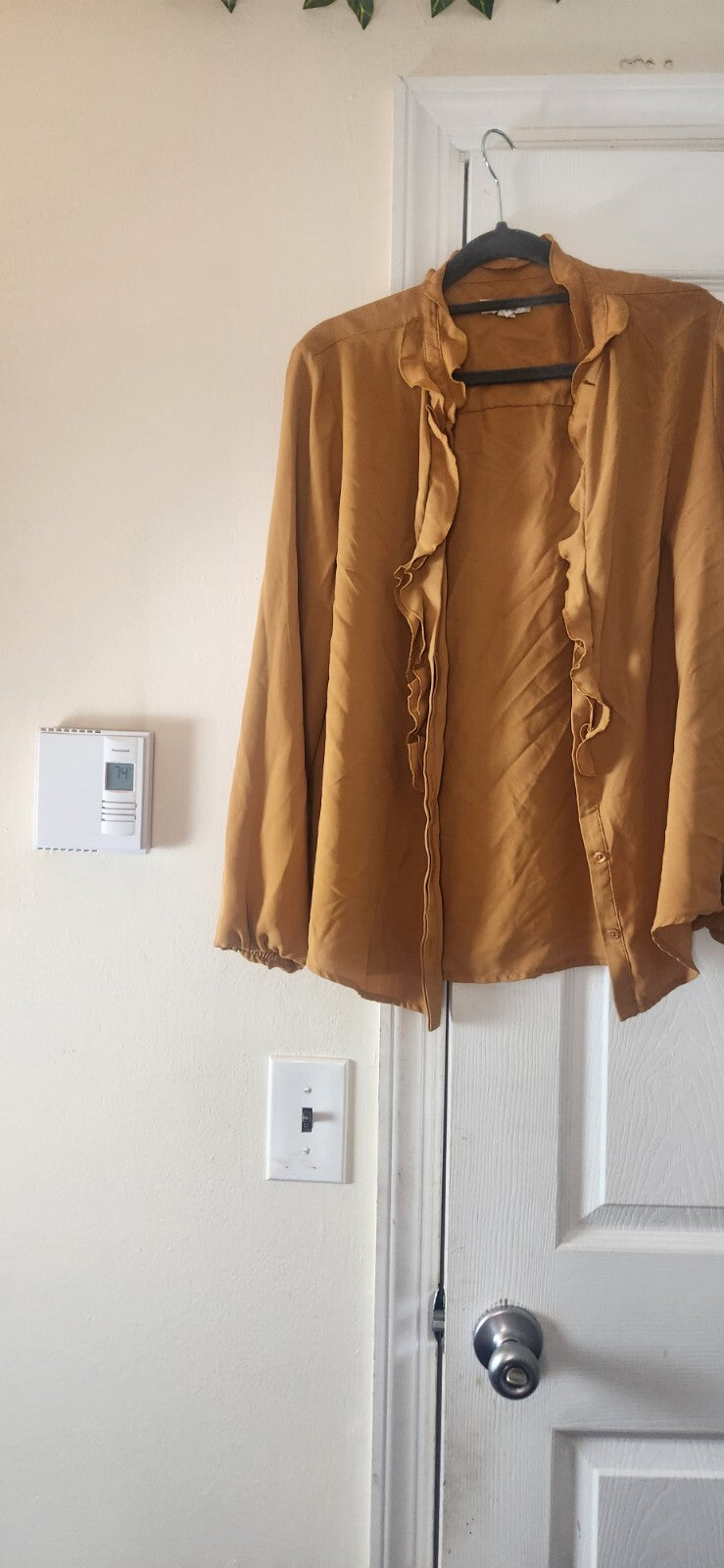 BAR III Mustard Ruffle Front Button Blouse Women’s Long Sleeve Chic Work Top