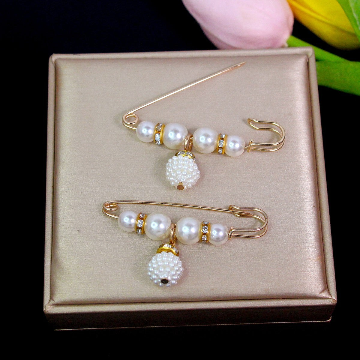 12pcs Faux Pearl Brooch Pin Set Waist Extender Safety Pins for Women