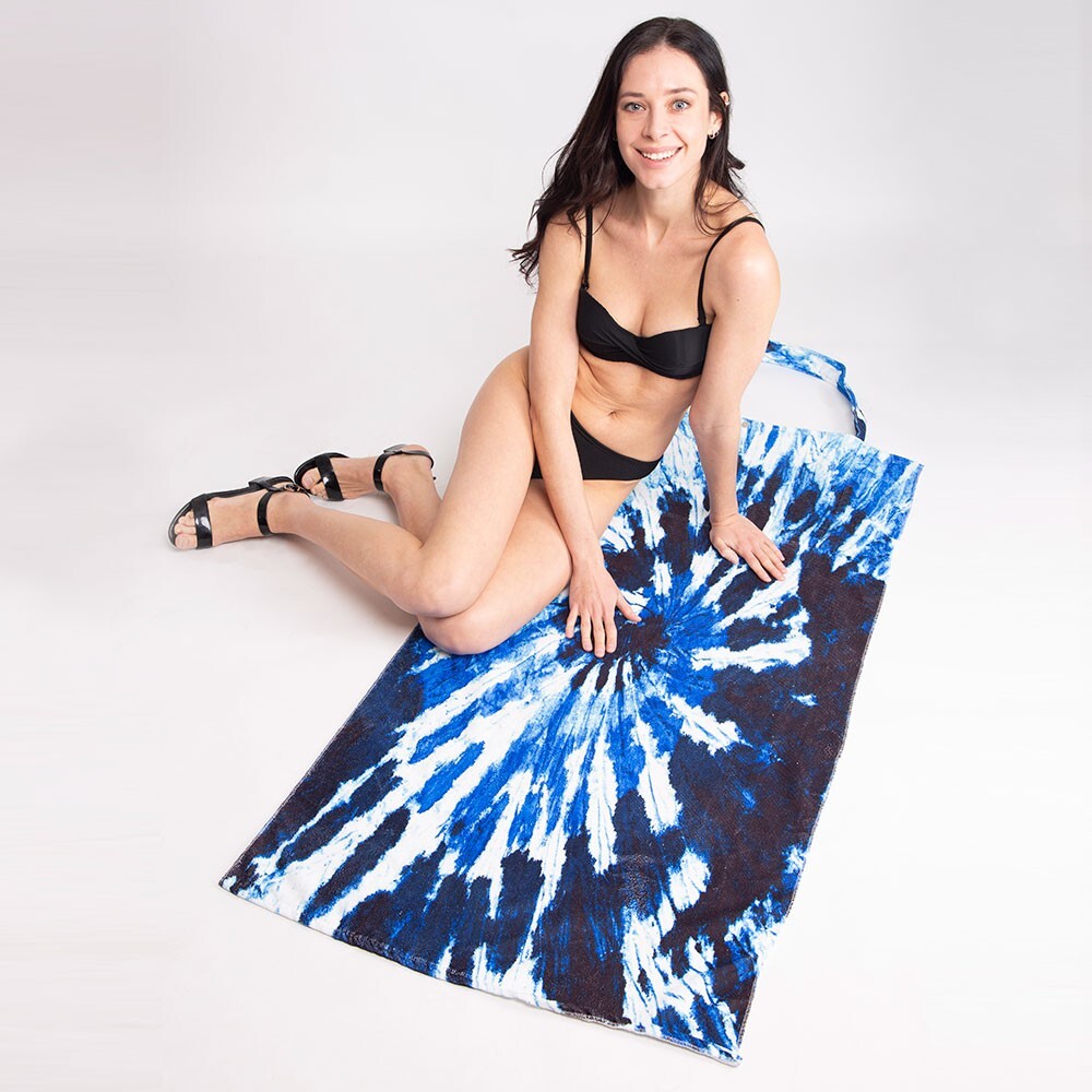Tie Dye Print Beach Towel and Tote Bag Set Summer Travel Pool Vacation Accessory
