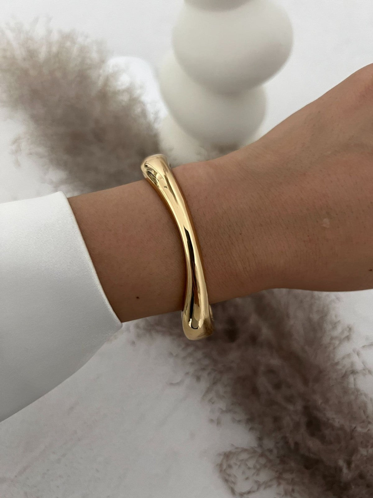 Geometric Gold Tone  Teardrop Sleek Bracelet for Women Jewelry for Ladies