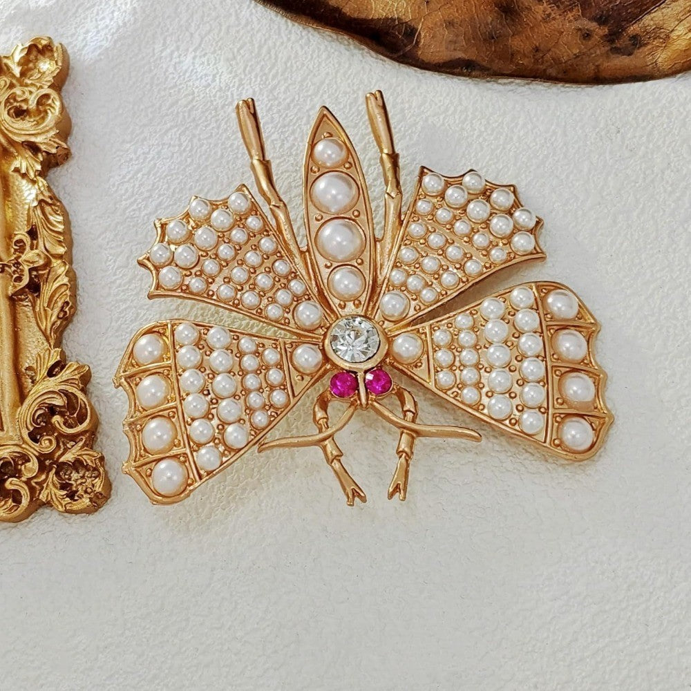 Gold Pearl Butterfly Brooch Insect Pin Rhinestone Crystal Vintage Style