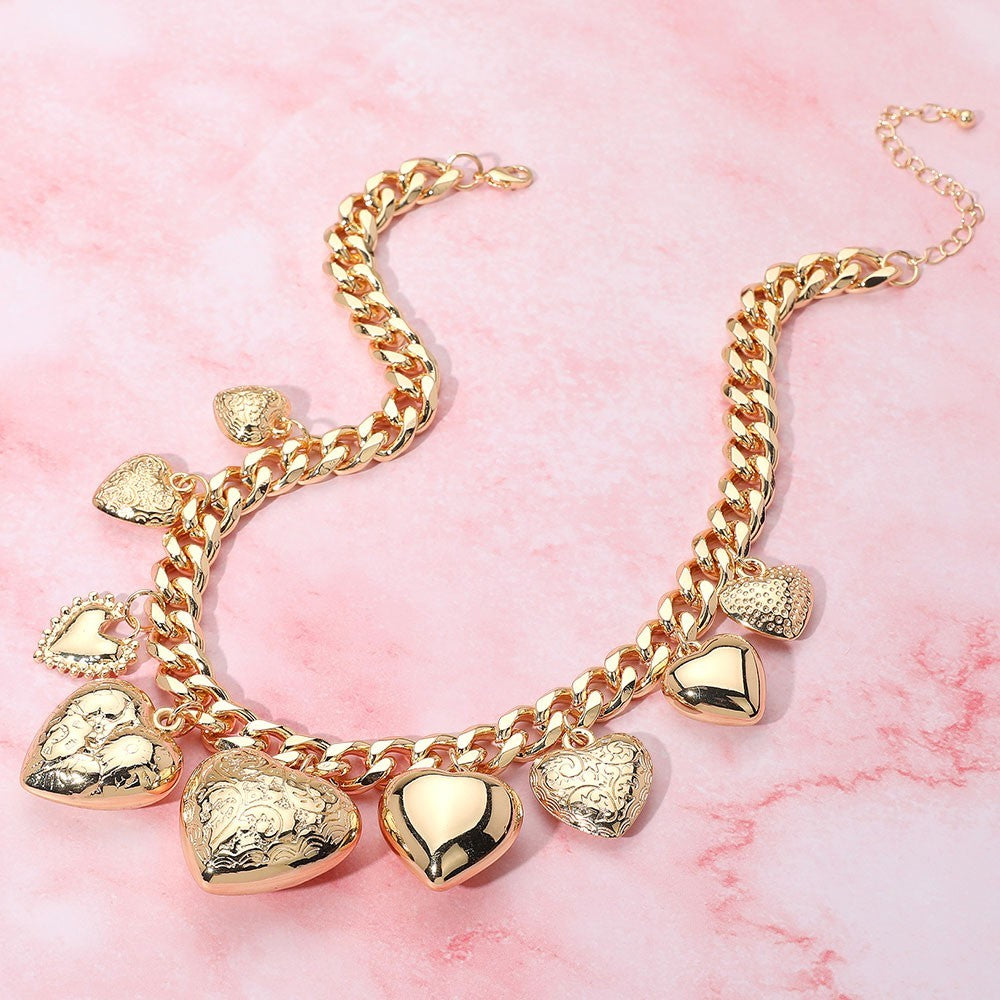 Chunky Gold Curb Chain Necklace Large Heart Charm Vintage Y2K Style Statement