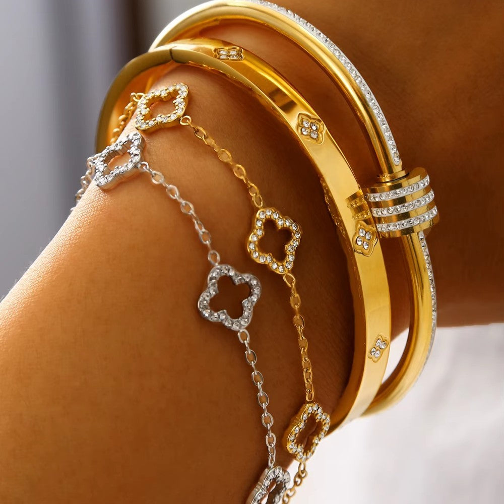 2pcs Gold and Silver Clover Bracelet Set Pavé Rhinestones