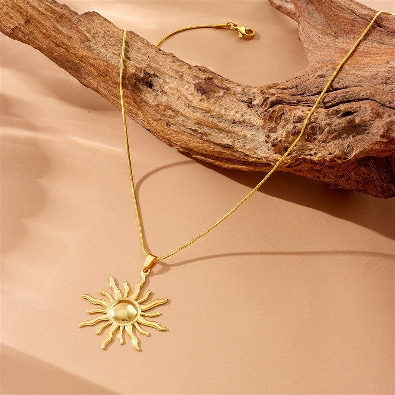 Gold Sun Pendant Necklace Statement Jewelry Sunburst Snake Chain Women Gift