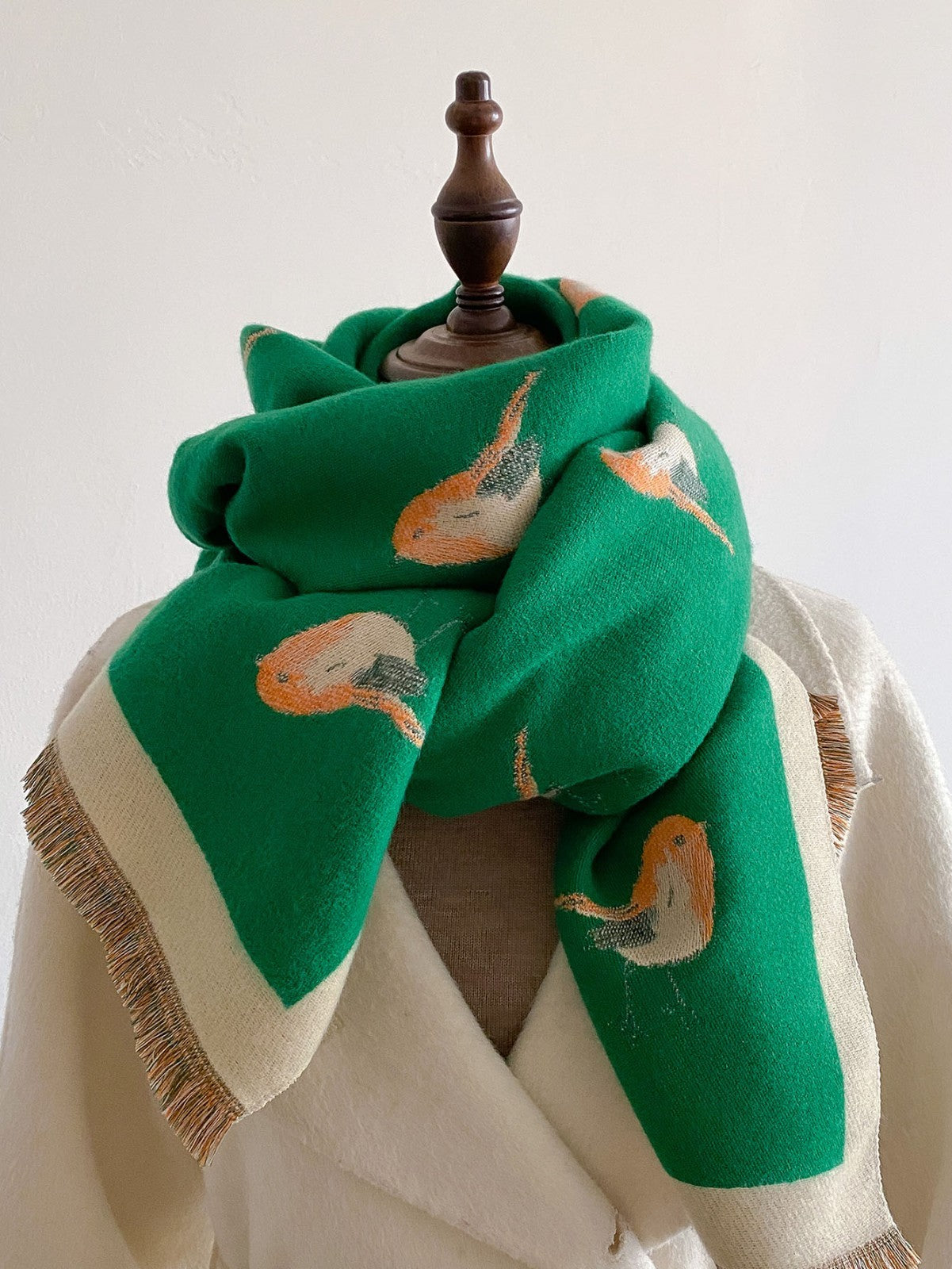Luxurious Green Knit Wool Feel Shawl Scarf with Bird Motif Unisex Winter Wrap