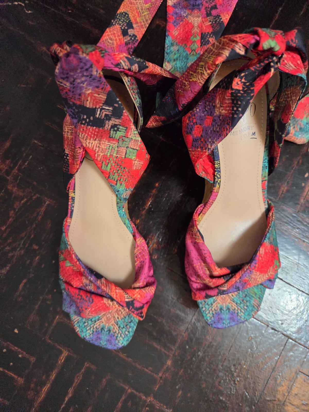 Oasis Multicolor Wedge Sandal Women’s Size 6.5 US Tie Up Strappy Fabric Heel