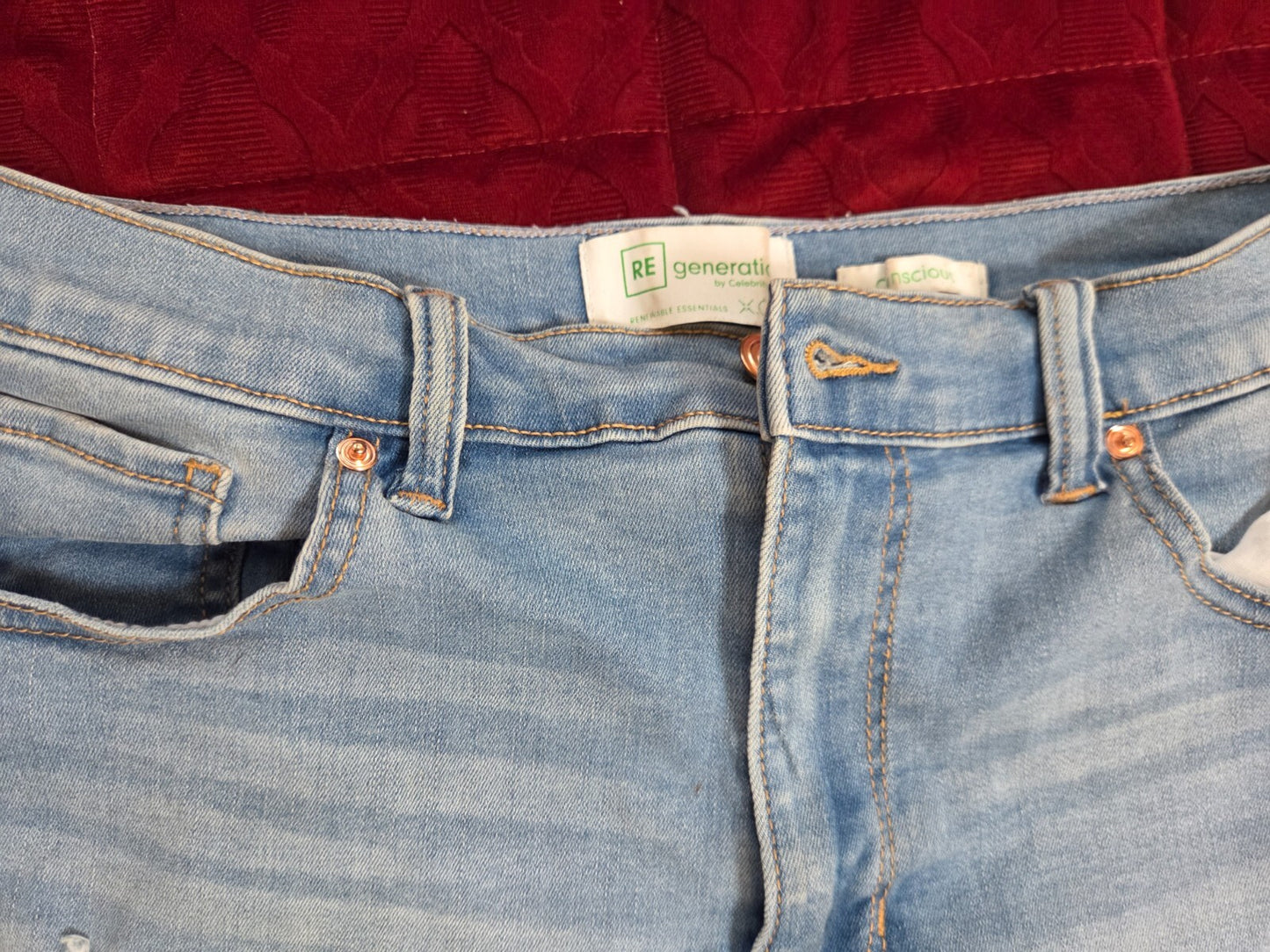 Women’s Distressed Denim Shorts Ripped Jean Cutoff Folded Hem Casual Bottoms M