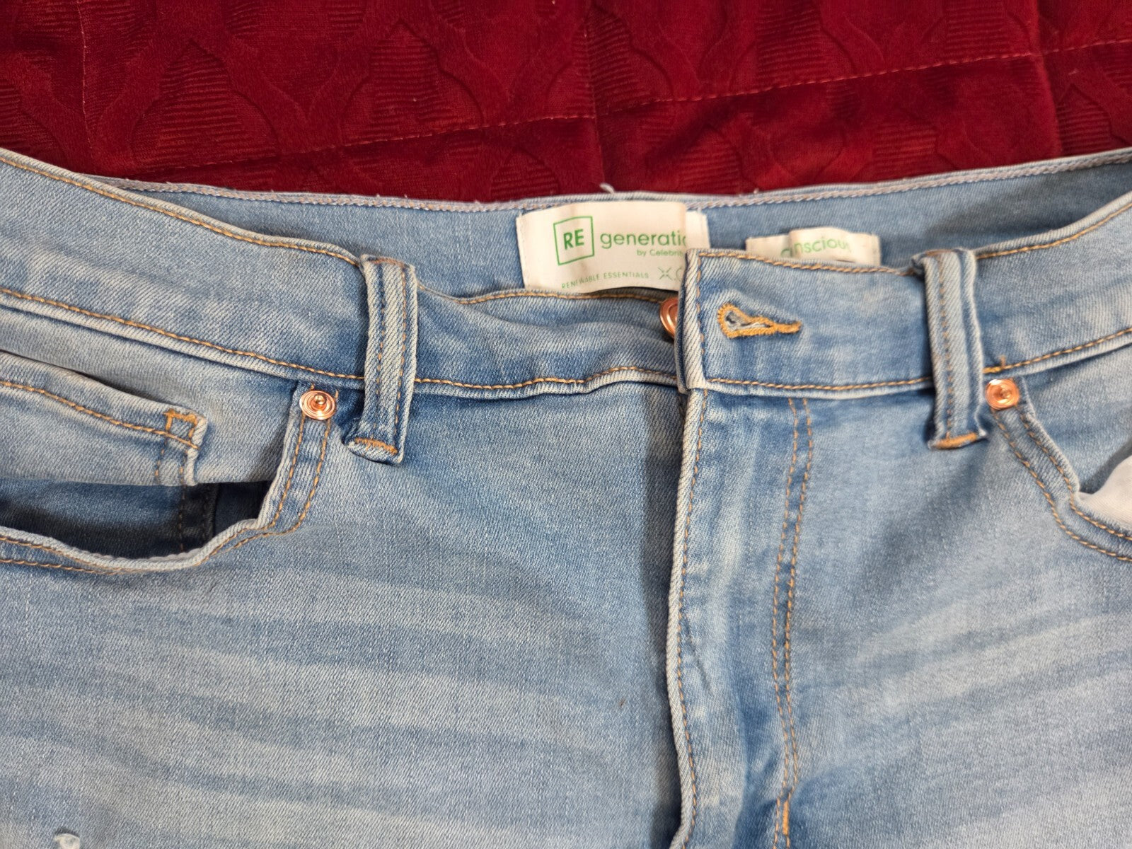 Women’s Distressed Denim Shorts Ripped Jean Cutoff Folded Hem Casual Bottoms M