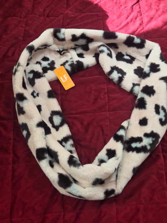 Faux Fur Leopard Print Infinity Scarf Snood Cream Blue Black Women's NWT