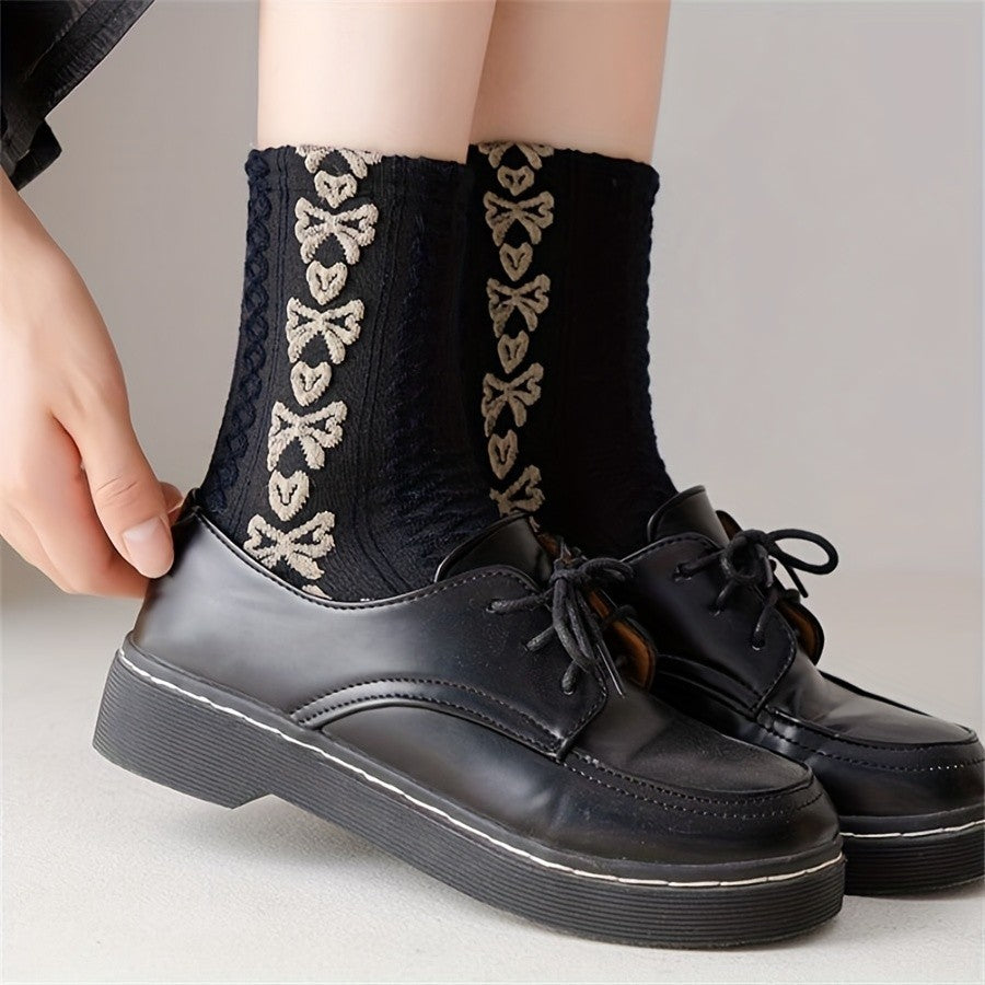 Women's 3-Pair Set Knit Lace Bow Patterned Crew Socks Vintage Black White Style