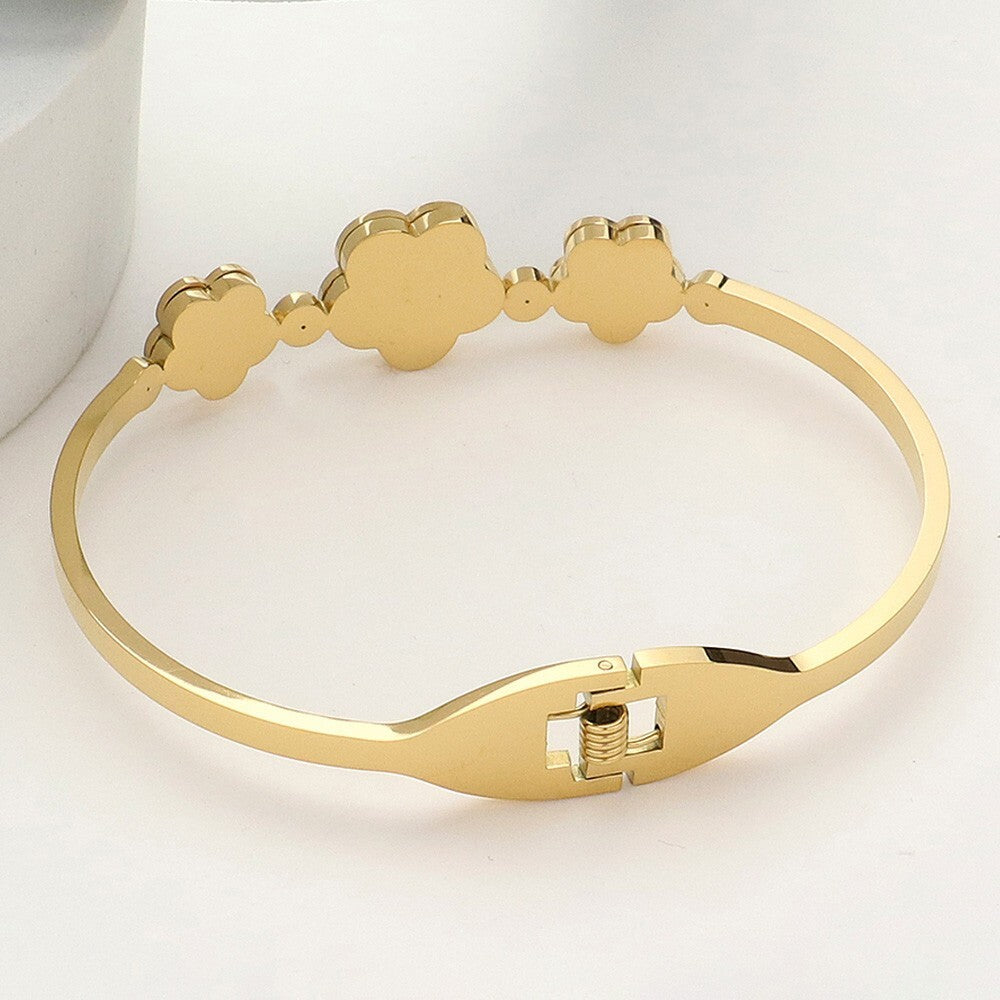 Triple Quatrefoil Stone Bezel Stainless Steel Hinged Bangle Bracelet for Women