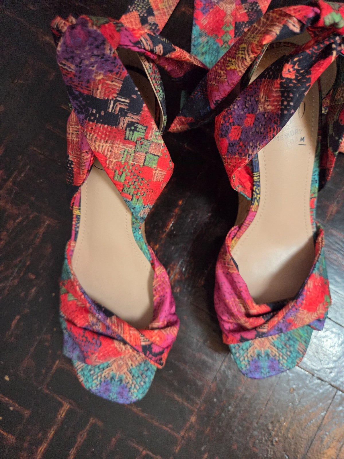 Oasis Multicolor Wedge Sandal Women’s Size 6.5 US Tie Up Strappy Fabric Heel