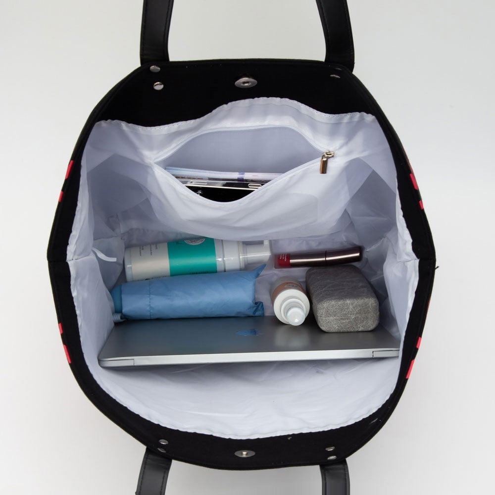 Black Baseball Stitch Large Tote Bag for Women Sports Style Shoulder Bags