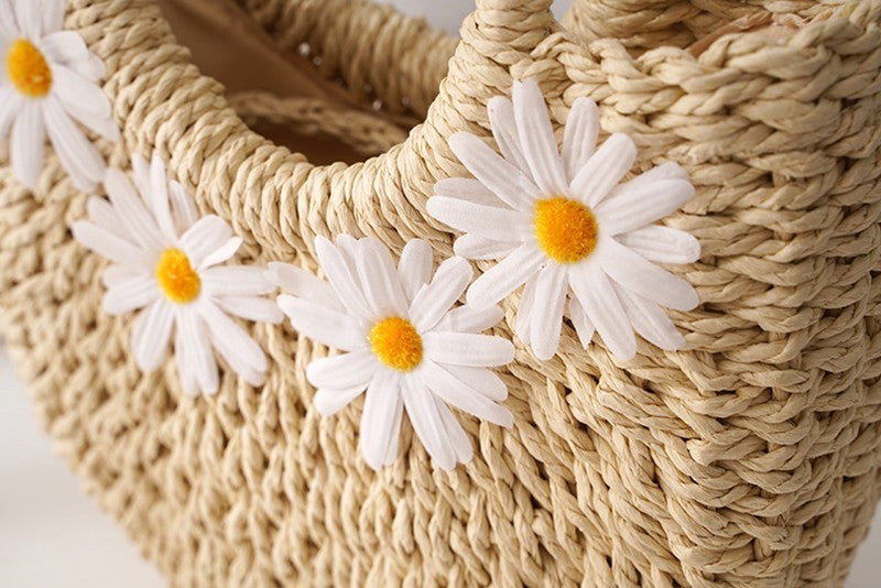 Hand-Woven Straw Daisy Bag for Women| Boho Moon-Shaped Summer Crossbody Purse