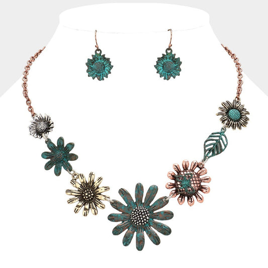 Antique Metal Sunflower Necklace for Women Vintage-Inspired Jewelry