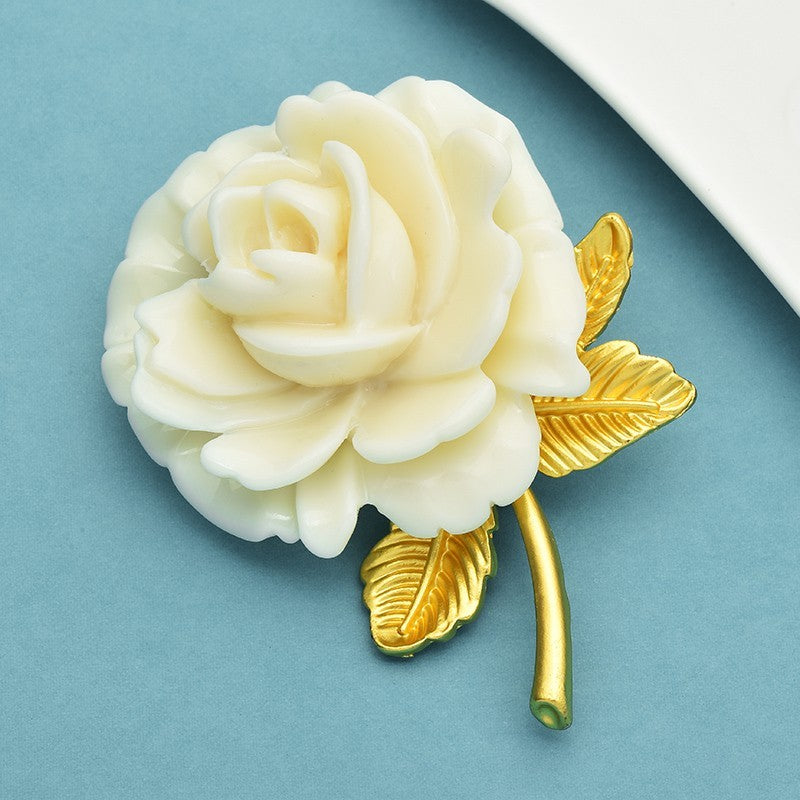 Vintage Style Cream Resin Rose Brooch Gold Tone Flower Pin Romantic Wedding Gift