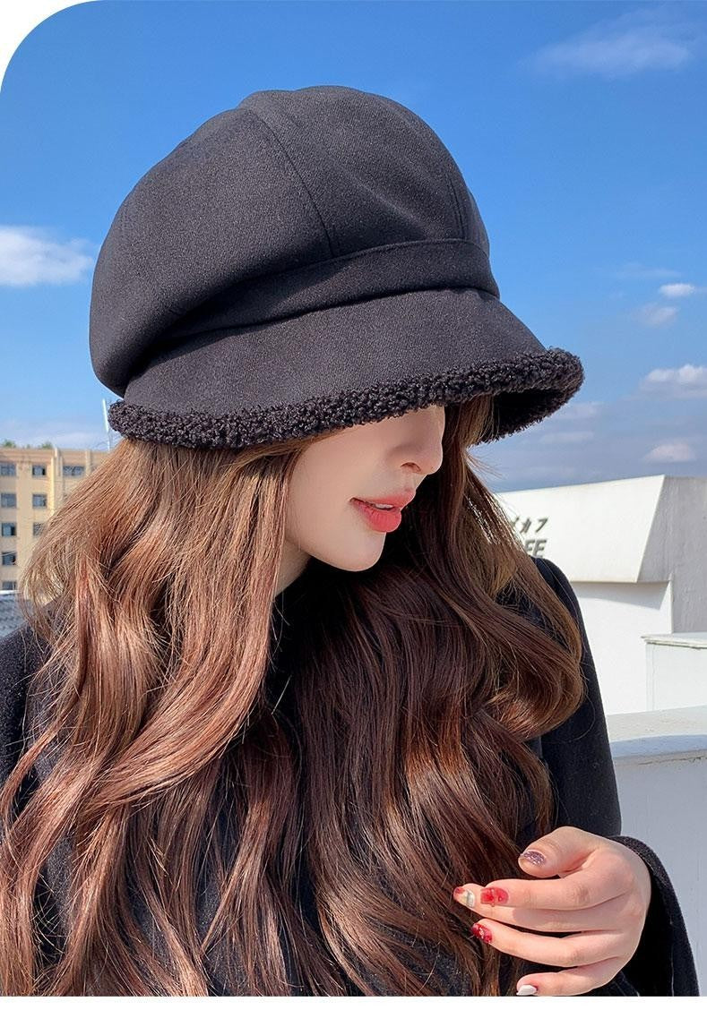 Retro Black Newsboy Cap Women’s Winter Cloche Hat with Sherpa Trim