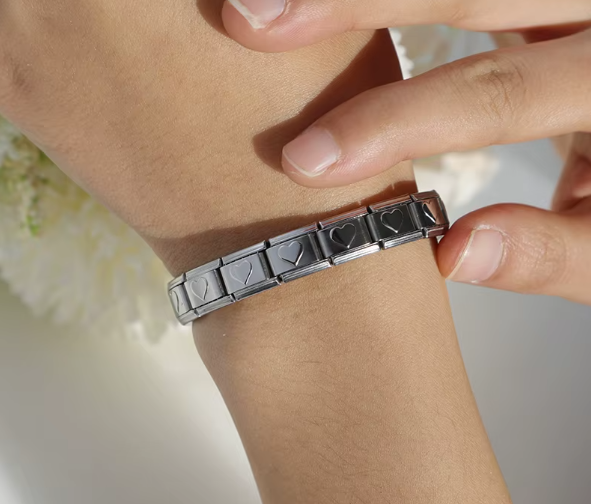 Women’s Stainless Steel 9mm Heart Link Bracelet Elastic Chain Fashion Jewelry