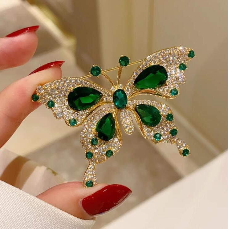 Retro Green Emerald Crystal Butterfly Brooch for Women Girls Elegant Pin