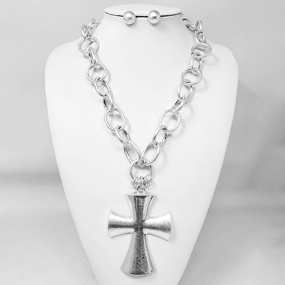 Chunky Cross Pendant Necklace Matte Metal Pointed Chain Statement Jewelry Silver