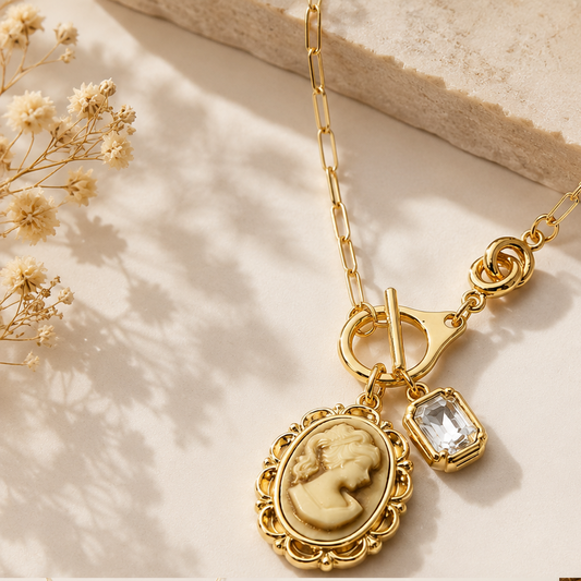 Vintage Cameo Charm Toggle Paperclip Chain Necklace Gold Dipped Natural Stone Pendant