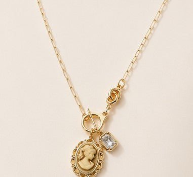 Vintage Cameo Charm Toggle Paperclip Chain Necklace Gold Dipped Natural Stone Pendant