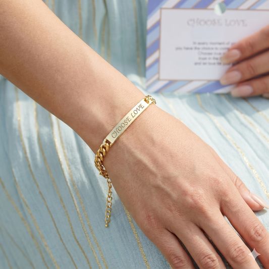 Women's Choose Love Curved Metal Bar Message Bracelet Lobster Clasp Gold Tone