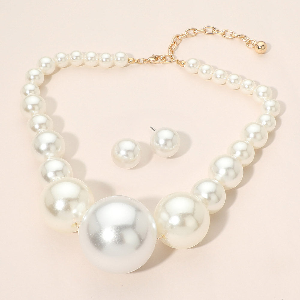 Oversized Pearl Beaded Statement Necklace – Chunky Multi-Strand Pearl Bib Ne