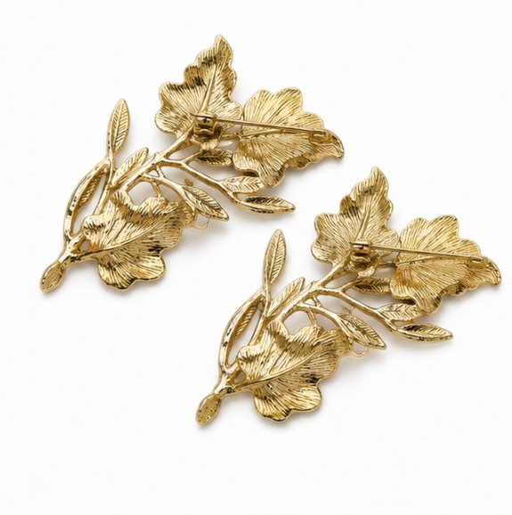 2pcs Colorful Fall Leaf Brooch Set Maple Foliage Pin Autumn Accessory