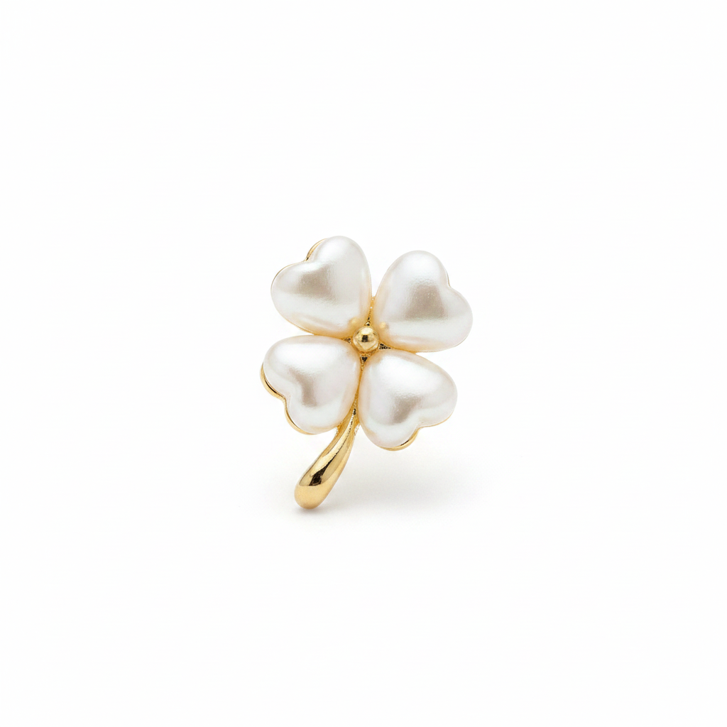 Pearl Clover Studs - Close-Up